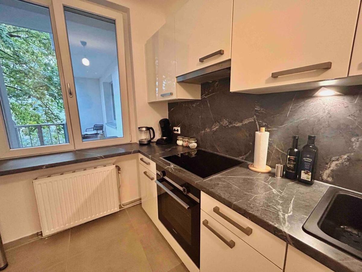Urbaner Charme: Stilvolles Wohnen Im Herzen Wiens Exterior foto